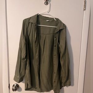 Old Navy cotton button down shirt.